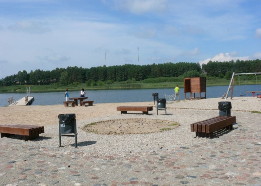 Informuojame apie liepos mėnesio antros pusės maudyklų vandens kokybę