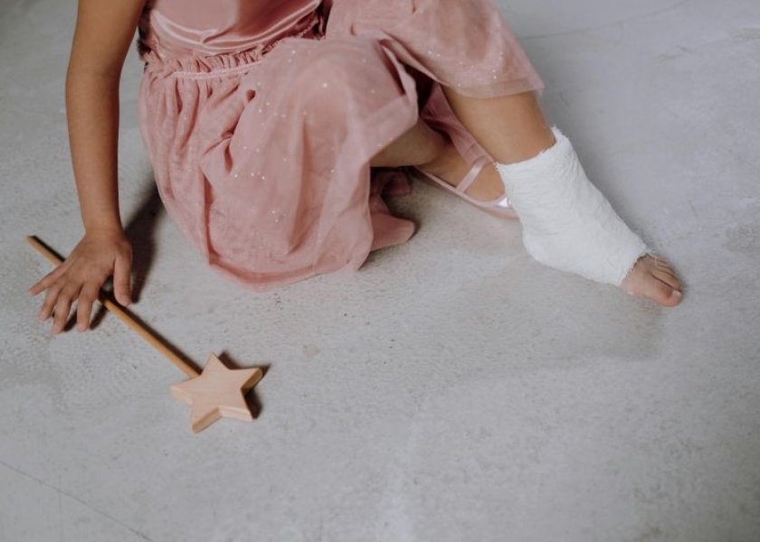 Pagrindinės vaikų patirtų traumų vietos išlieka namai ir viešosios erdvės